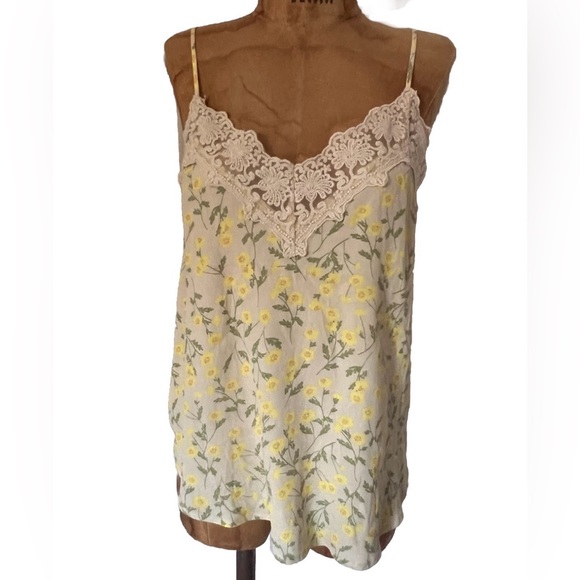 lovestitch Tops - Lovestitch Cream Floral Lace Camisole NWT S